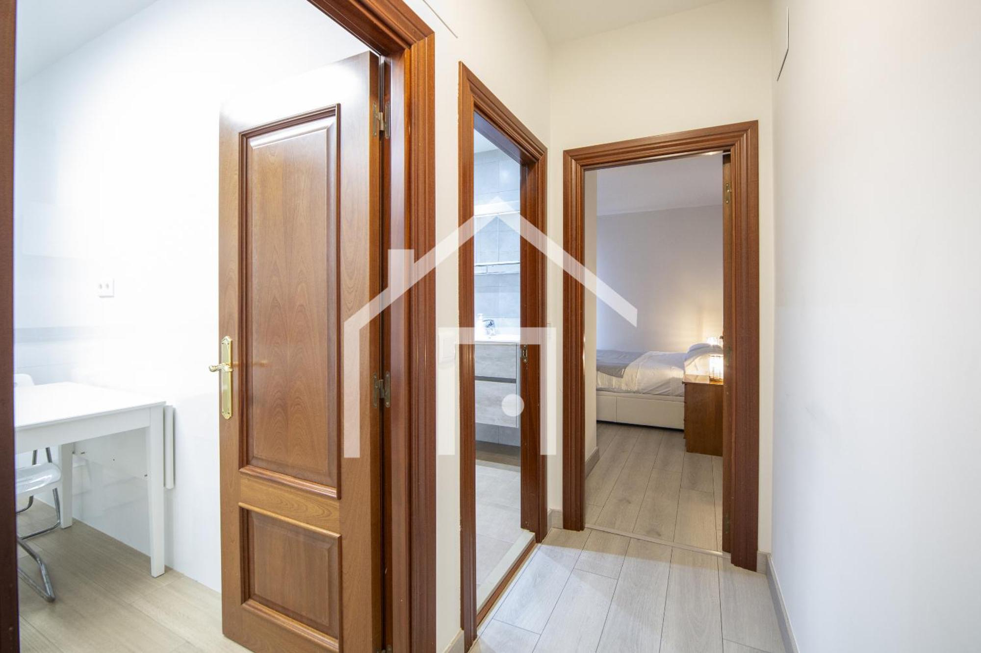 Atico Quintana II - Con Terraza, En El Centro Con Wifi Y Garaje Leilighet Oviedo Eksteriør bilde